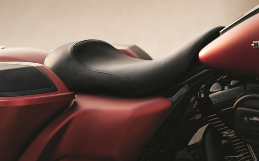 BRAWLER SOLO SEAT - TOURING (BLACK LEATHER)