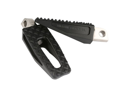 THRASHIN P-54 FOOTPEGS - MALE MOUNT (BLACK)